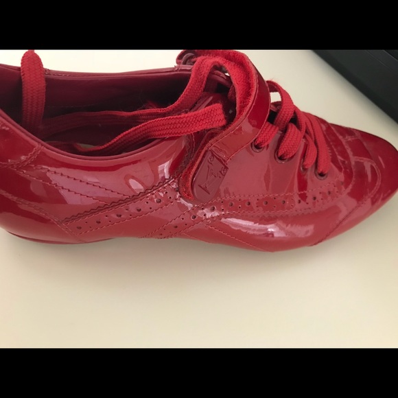 Louis Vuitton sneakers/ shoes . - Picture 2 of 4